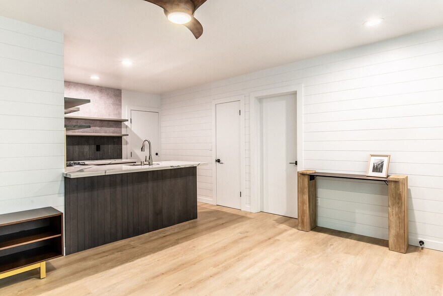 More Photos Of 306 Loch Leven Rd, Lake Arrowhead Hotel For Sale