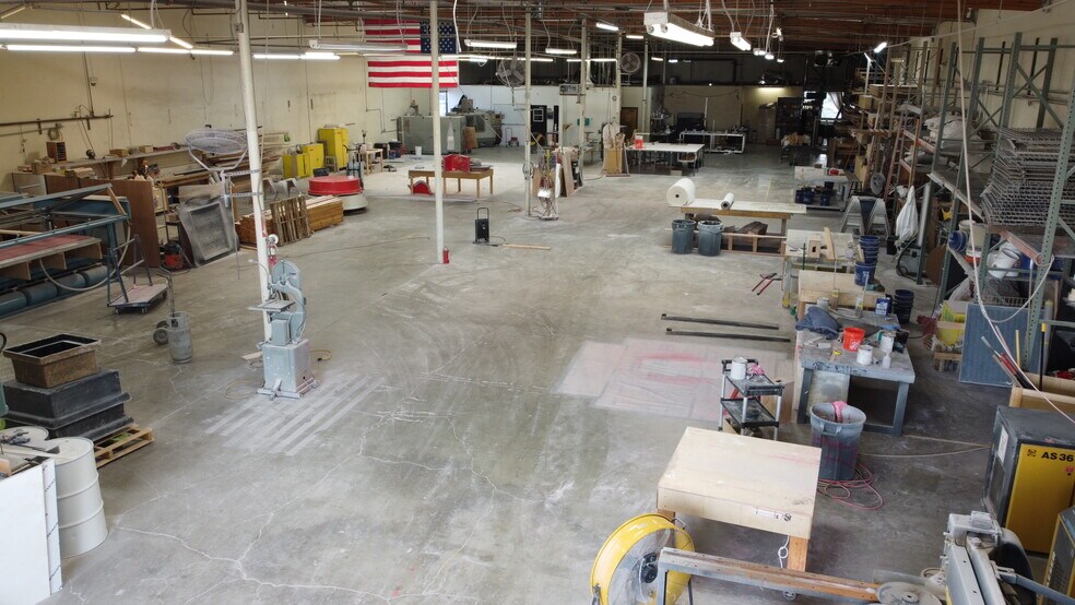 More Photos Of 24853 Avenue Rockefeller, Valencia Warehouse For Lease