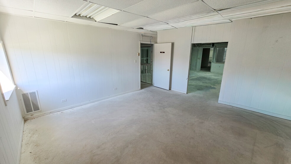 More Photos Of 1409 Robinson Rd, Old Hickory Service For Lease