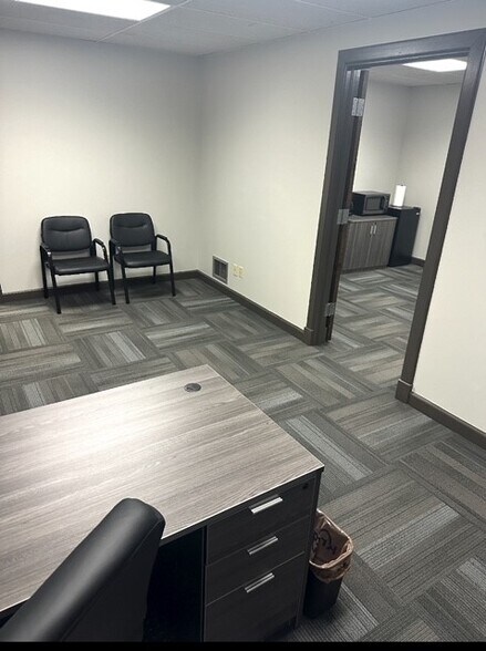 More Photos Of 815 Quarrier St, Charleston Office For Lease