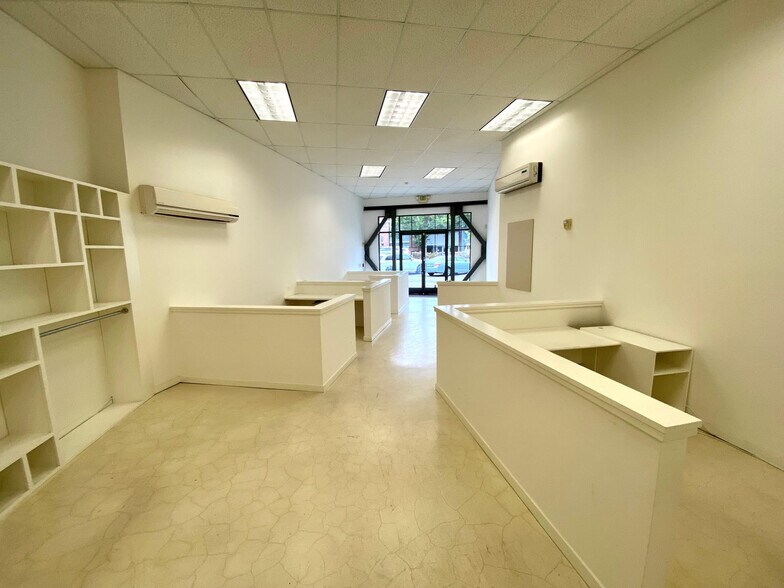 More Photos Of 251-251 Sir Francis Drake Blvd, San Anselmo General Retail For Sale