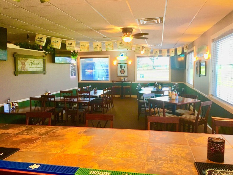 More Photos Of 2850 E Pierceton Rd, Winona Lake Golf Course Driving Range For Lease