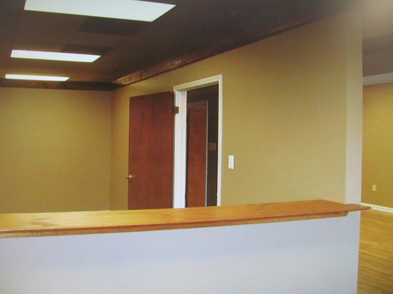 More Photos Of 4797-4803 Cuba-Millington Rd, Millington Medical For Lease