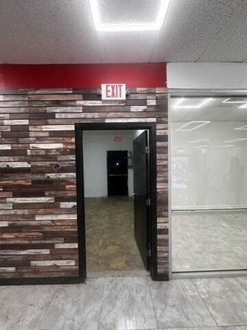 More Photos Of 10122 San Pedro Ave, San Antonio Freestanding For Lease