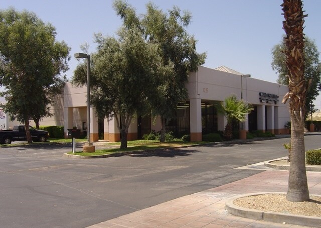 More Photos Of 1227 S Gene Autry Trl, Palm Springs Warehouse For Sale