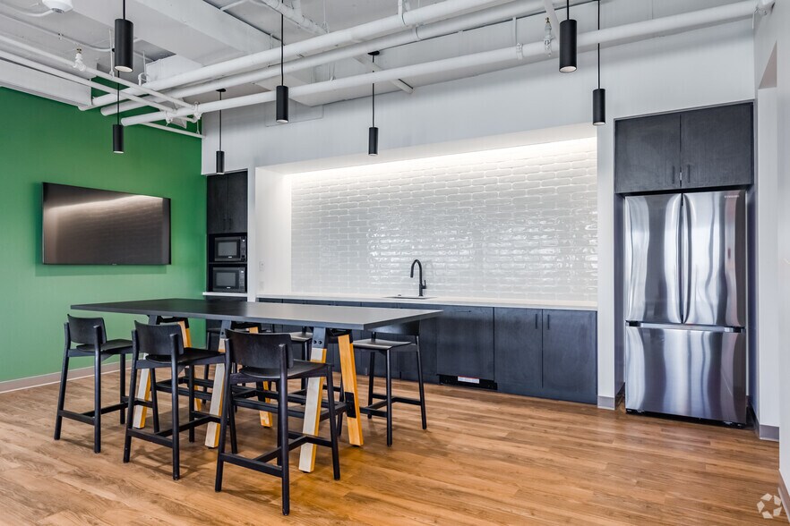 Photo of 7th Floor Ste 701