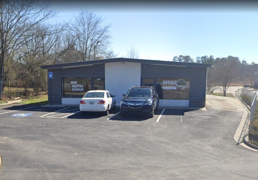 Primary Photo Of 381 Veterans Memorial Hwy, Mableton Self Storage For Lease