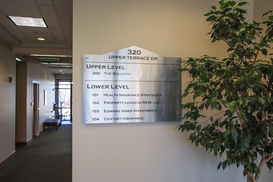 More Photos Of 320 SW Upper Terrace Dr, Bend Office For Lease