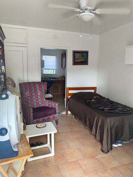 More Photos Of 413 Vermont Ave, Daytona Beach Apartments For Sale