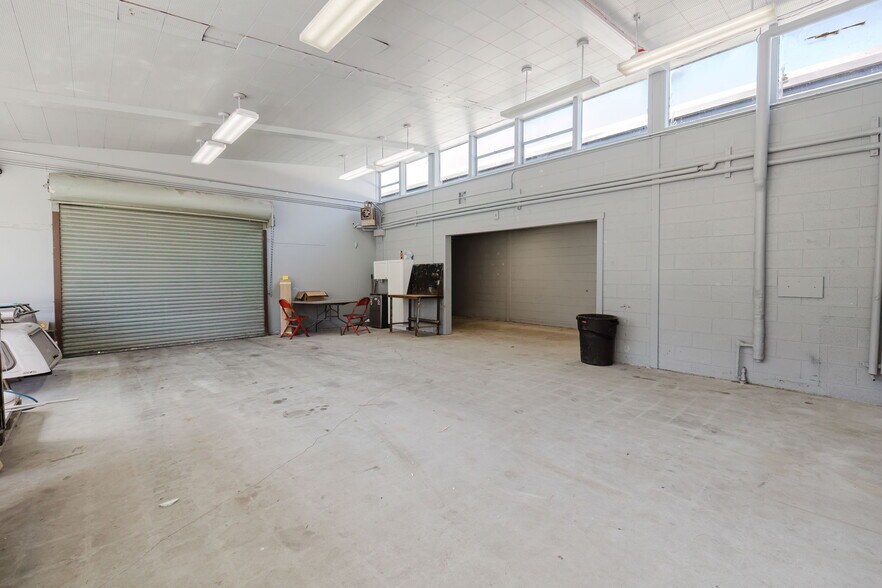 More Photos Of 3649 Frontage Rd, Port Orchard Office For Lease