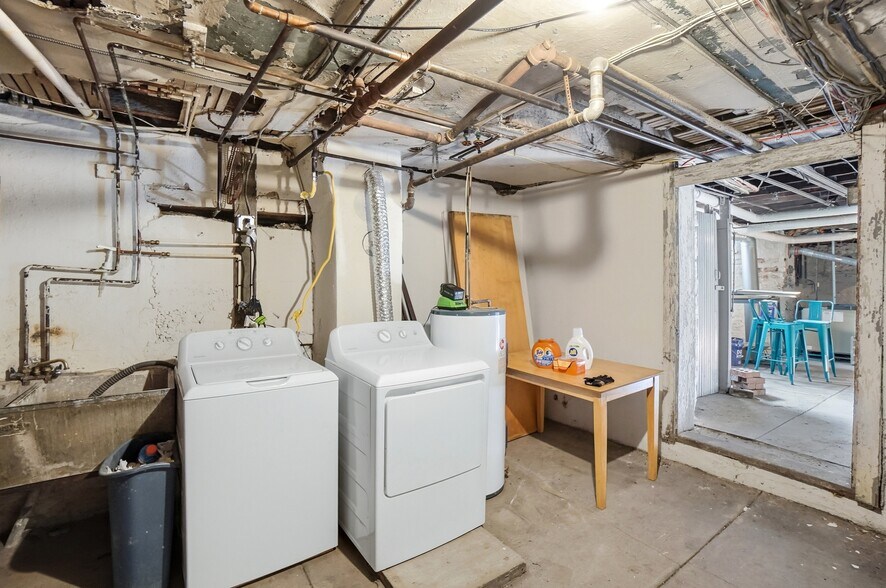More Photos Of 2337 Victory Pky, Cincinnati Office Residential For Sale