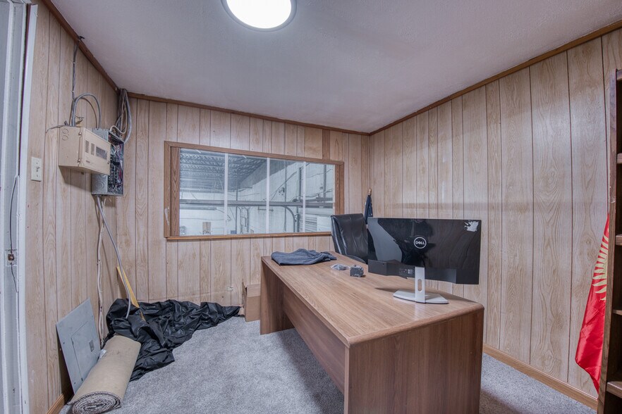 More Photos Of 1080 3rd Ave, North Versailles Warehouse For Sale