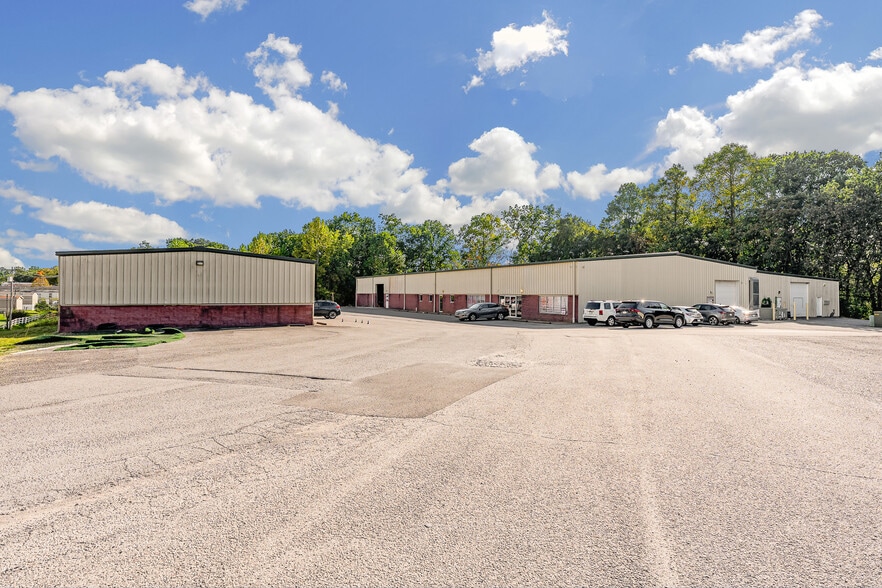 More Photos Of 951 Point Marion Rd, Morgantown Light Manufacturing For Sale
