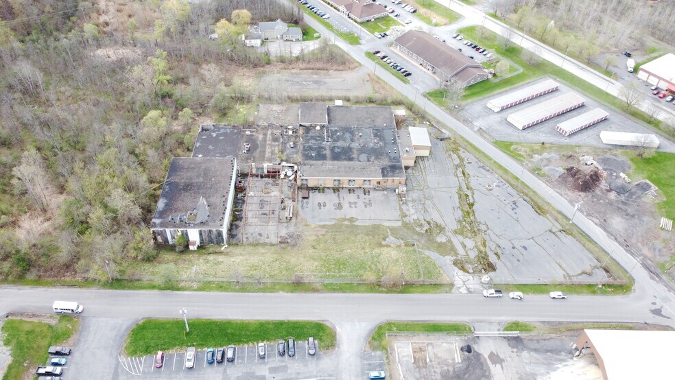 More Photos Of 645 Birchwood Dr, Oneida Distribution For Sale
