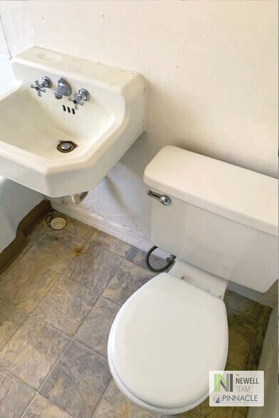 More Photos Of 2875 N Harrison St, Denver Apartments For Sale