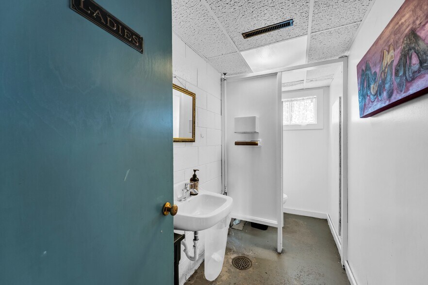 More Photos Of 6101 Lyons St, Burlington Lodge Meeting Hall For Sale