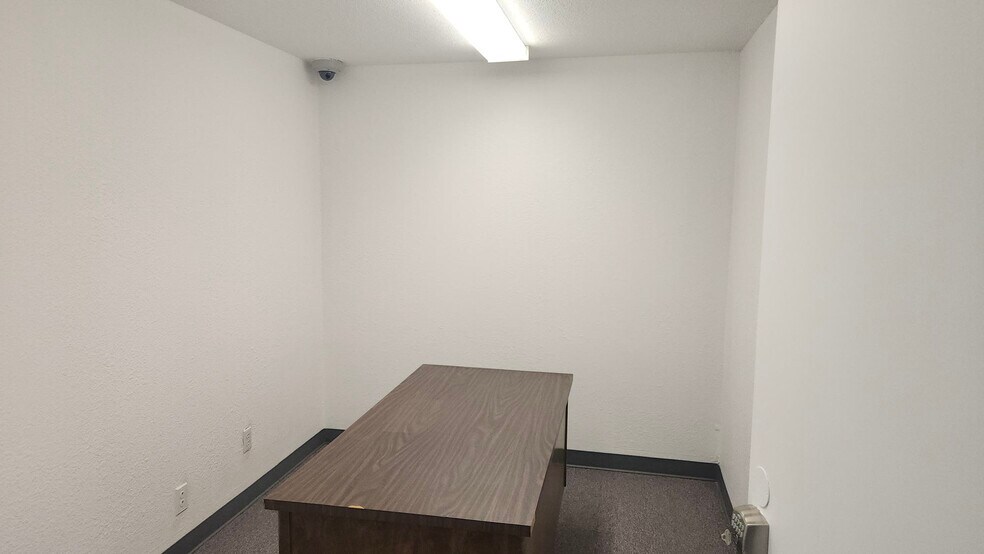 More Photos Of 511 E Main St, Quartzsite Flex For Lease