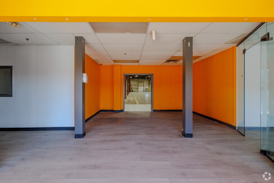 More Photos Of 6305 Danville Rd, Mississauga Warehouse For Sale