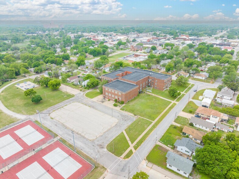 More Photos Of 311 N A St, Wellington Schools For Sale