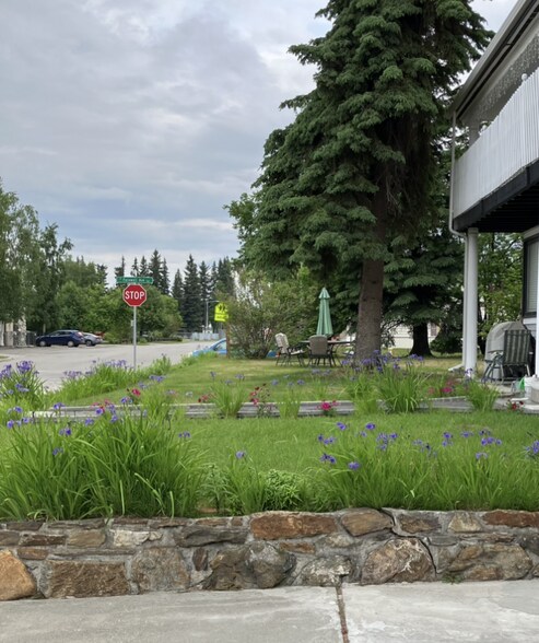 More Photos Of 205 A St, Fairbanks Hotel For Sale