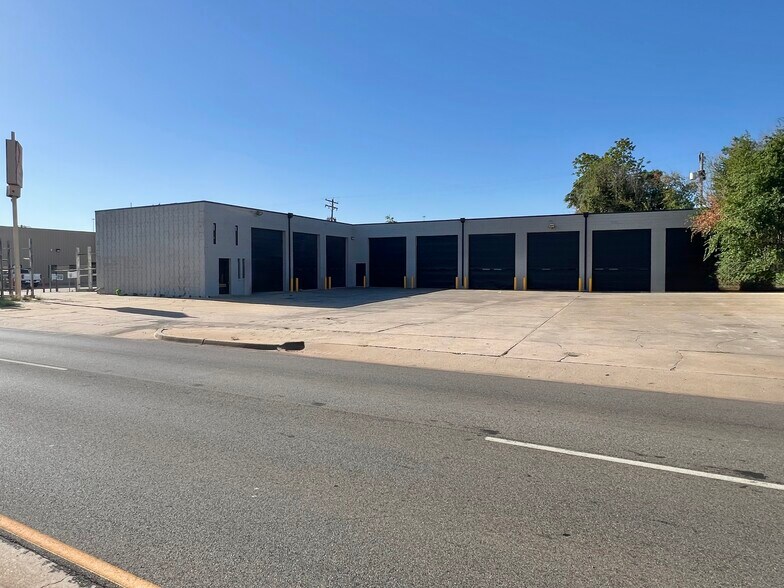 Primary Photo Of 2810 W Reno Ave, Oklahoma City Service For Lease