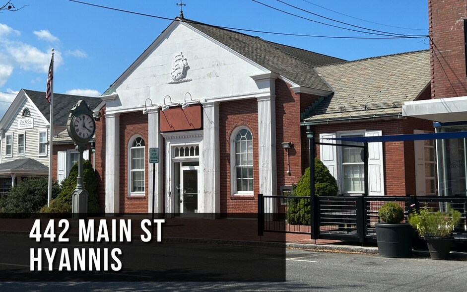 Primary Photo Of 442 Main St, Hyannis Bank For Lease