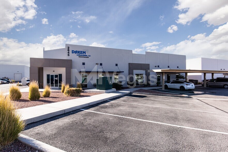 More Photos Of 2645 W Cheyenne Ave, North Las Vegas Research And Development For Sale