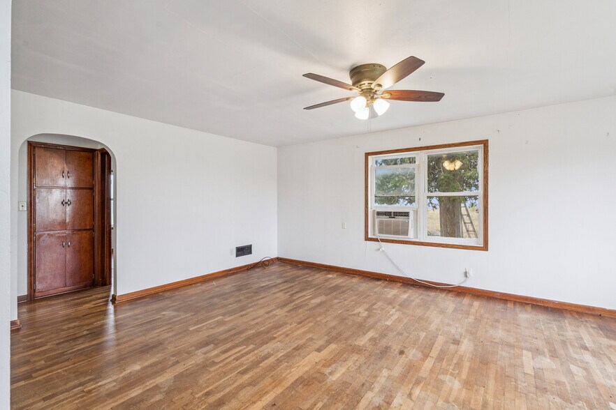 More Photos Of 2935 US-169, Mount Ayr Land For Sale