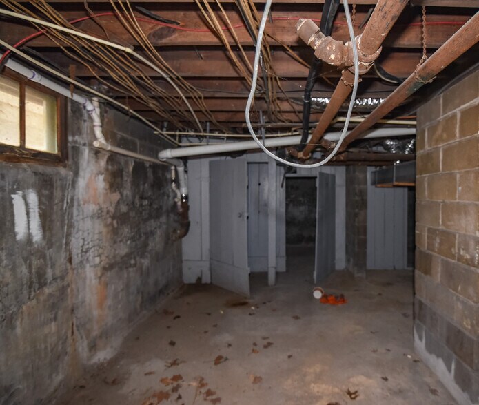More Photos Of 104 Maple Ave, Chestertown Apartments For Sale