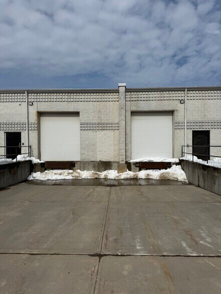 More Photos Of 1545 Ocean Ave, Bohemia Warehouse For Lease