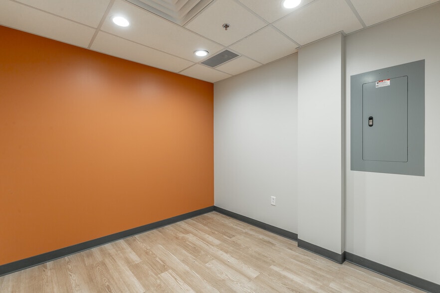 More Photos Of 929 Spring Creek Rd, Chattanooga Medical For Lease