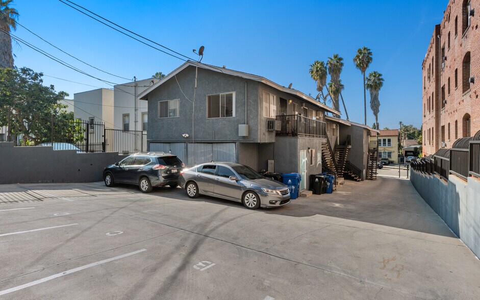 More Photos Of 140 S Westmoreland Ave, Los Angeles Apartments For Sale