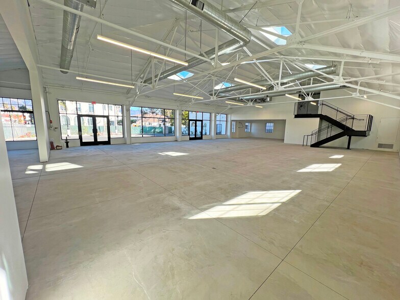 More Photos Of 433 Chapala St, Santa Barbara Storefront Retail Office For Lease