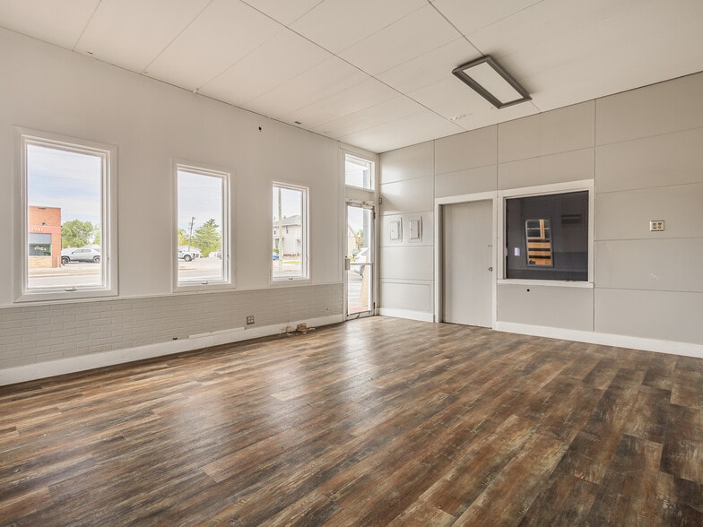 More Photos Of 1102 E State Blvd, Fort Wayne Serviced Offices For Sale