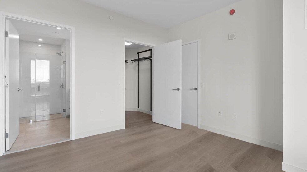 More Photos Of 35 Lomasney Way, Boston Apartments For Lease