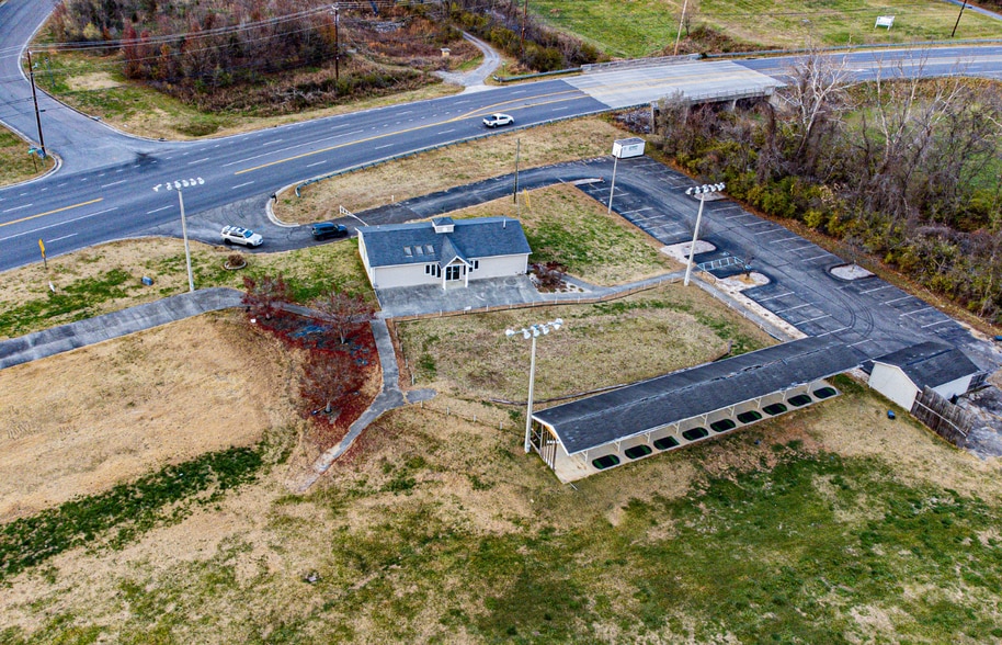 More Photos Of 4855 Hollins Rd, Roanoke Golf Course Driving Range For Sale