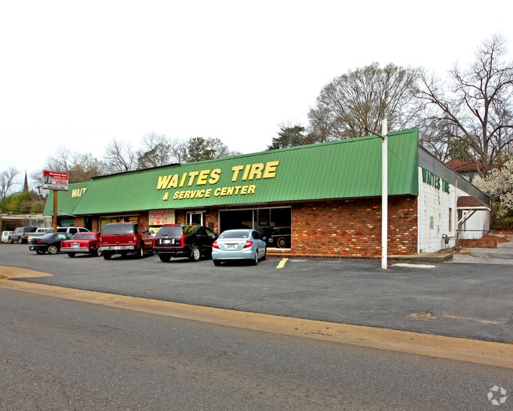 Primary Photo Of 310 E Battle St, Talladega Auto Repair For Sale