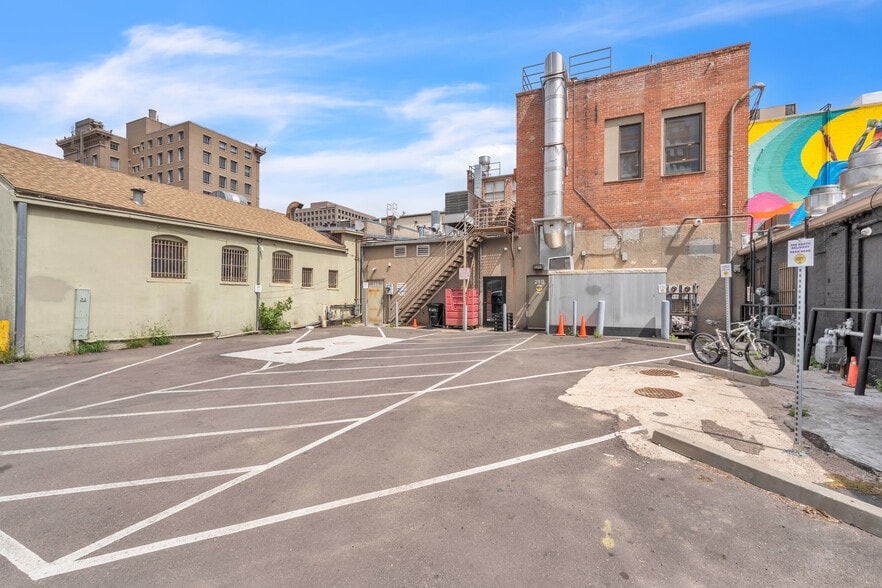 More Photos Of 26-28 S Tejon St, Colorado Springs Restaurant For Lease