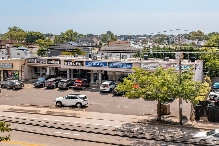 More Photos Of 2912-2924 Merrick Rd, Wantagh Storefront For Sale