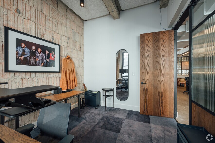 More Photos Of 373 Park Ave S, New York Office For Lease