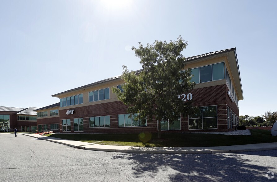 More Photos Of 220 Saint Charles Way, York Office For Lease