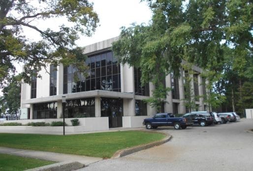 Primary Photo Of 2520 Bypass Rd, Elkhart Office For Lease