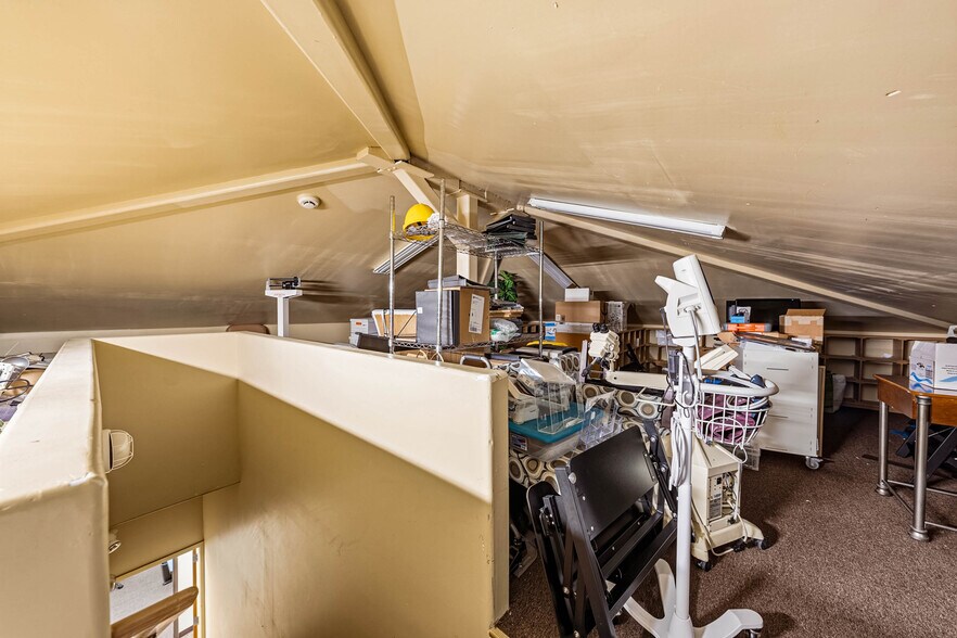 More Photos Of 3156 State St, Medford Medical For Sale