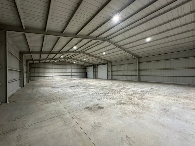 More Photos Of 9010 County Road 6820, Lubbock Industrial For Lease