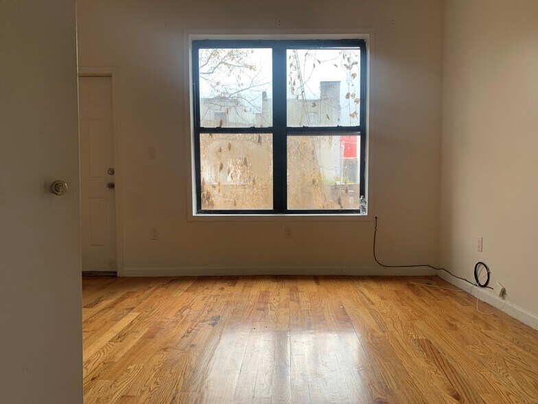 More Photos Of 2838 W 19th St, Brooklyn Multifamily For Sale