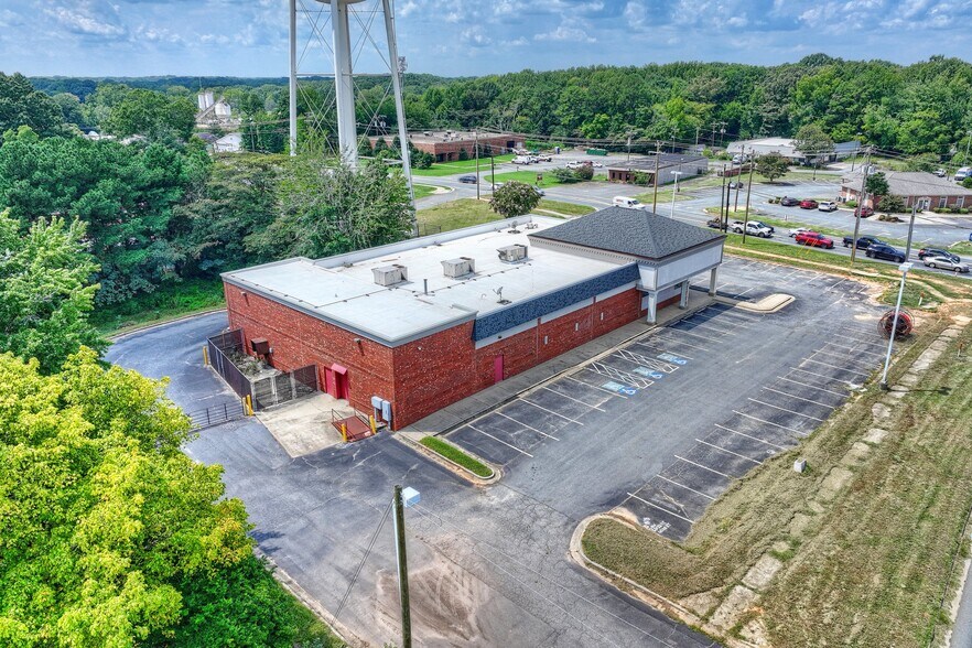 More Photos Of 4300 Old Monroe Rd, Indian Trail Drugstore For Lease