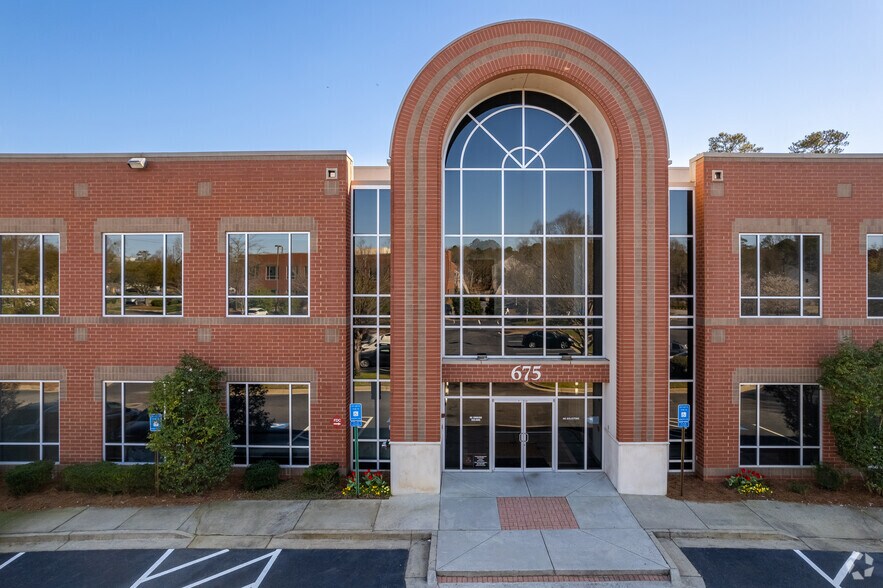 More Photos Of 675 Mansell Rd, Roswell Coworking Space