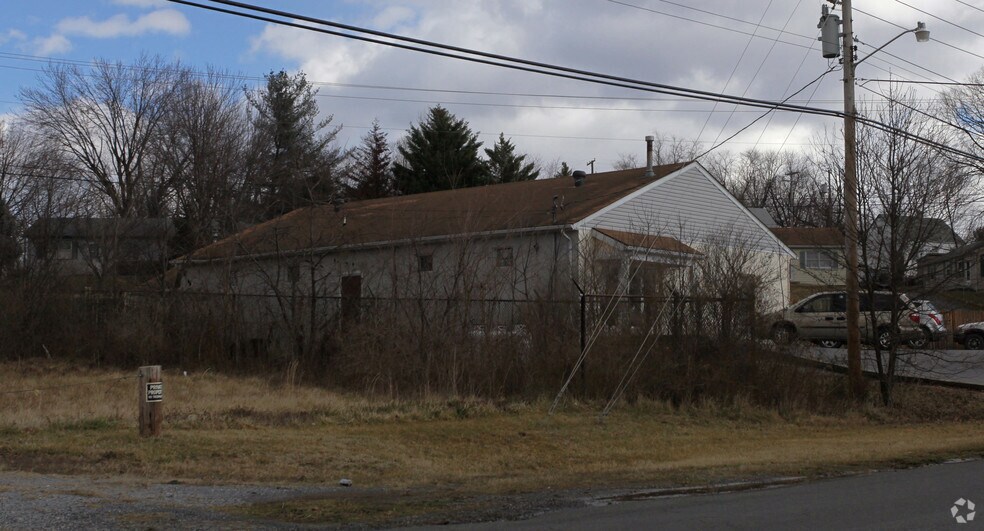 More Photos Of 606 Massanutten Ave, Front Royal Daycare Center For Sale