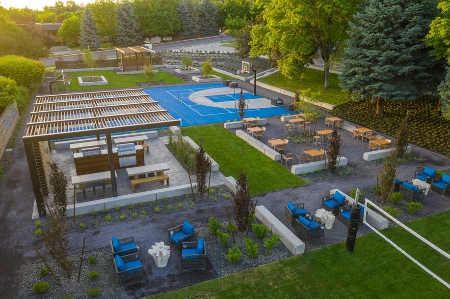 More Photos Of 701-799 E Timpanogos Pky, Orem Unknown For Lease