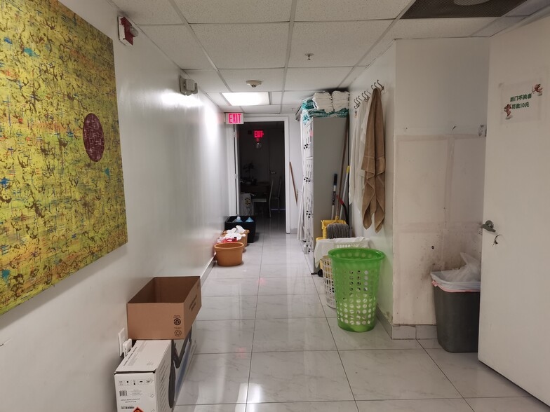 More Photos Of 2301 Wilton Dr, Wilton Manors Apartments For Sale
